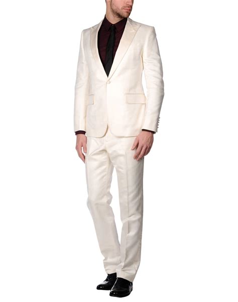 white gucci suit